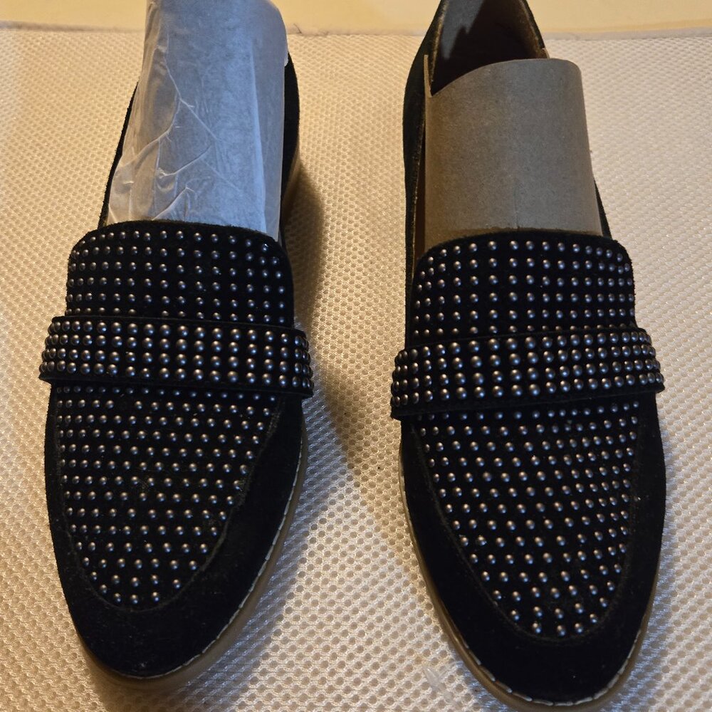 Crown Vintage 7.5 black suede with silver accents, slip on flat